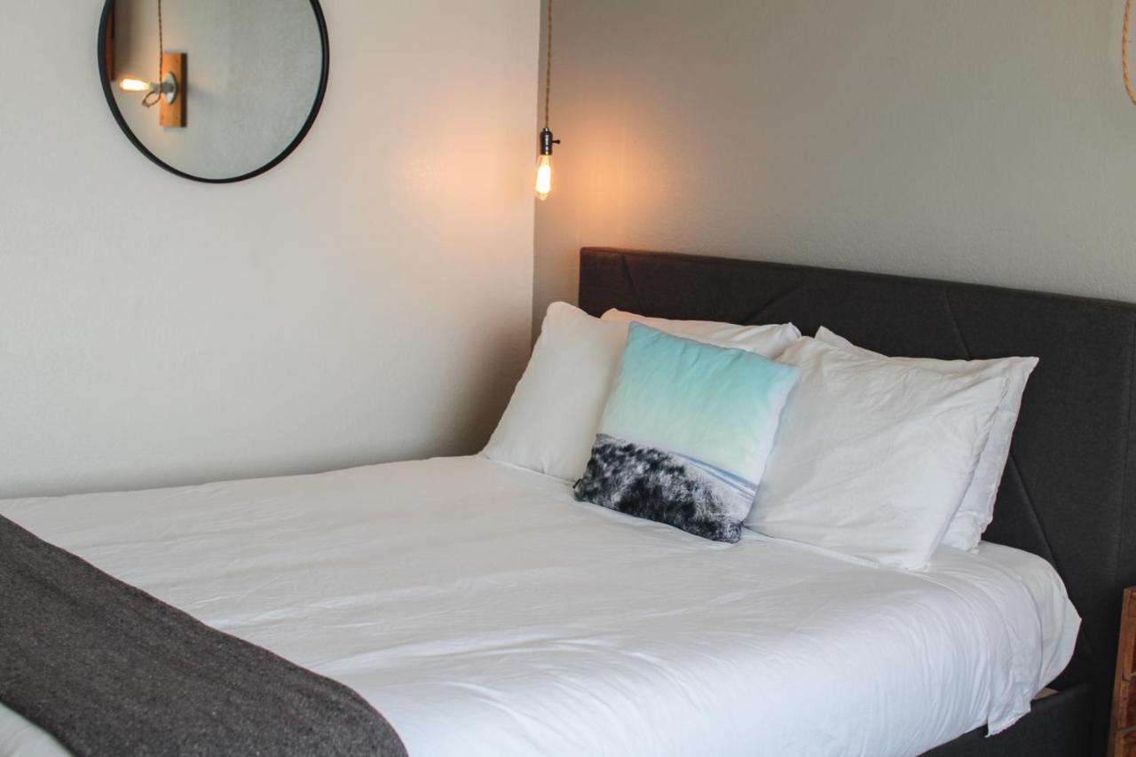 Adrift 3* Long Beach